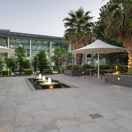 Quality Hotel Taylors Lakes Экстерьер фото